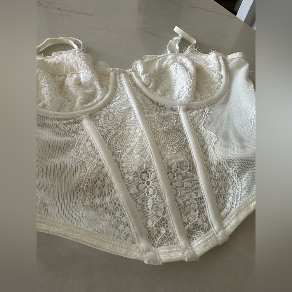 Showpo White Lace Bustier Corset Top - Picture 2 of 6